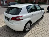 Gebraucht Peugeot 308 Allure 131 PS (96 kW) 2016 Weiß Limousine
