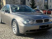 Gebraucht BMW 735 273 PS (200 kW) 2004 Grau Limousine