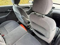 Gebraucht Ford Focus Ghia 120 PS (88 kW) 2002 Grün Limousine