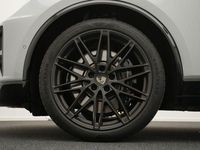 Gebraucht Porsche Macan Turbo 430 kW (585 PS) 2024 Grau SUV