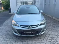 Gebraucht Opel Astra Sport 110 PS (80 kW) 2013 Grau Kombi