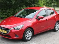 Gebraucht Mazda 2 Exclusive-Line 90 PS (66 kW) 2017 Rubinrot metallic Kleinwagen
