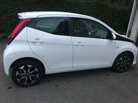 gebraucht Toyota Aygo (X) 1,0-l-VVT-i x-play connect x-shift