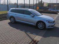 Gebraucht VW Passat Comfortline 2018 Silber Kombi