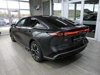 Neu Mazda 6e Takumi-Line 189 kW (258 PS) 2025 Grau Limousine