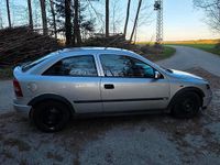 Gebraucht Opel Astra 75 PS (55 kW) 1998 Silber Coupé