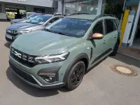 Gebraucht Dacia Jogger Extreme 141 PS (103 kW) 2025 Grau (staubgrau) Van / Kleinbus