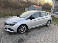 Używany Opel Astra Basis 131 KM (96 kW) 2021 Hatchback
