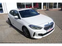 Gebraucht BMW 120 M Sport 178 PS (130 kW) 2023 Alpinweissmet. (metallic) Limousine