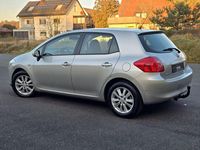 Gebraucht Toyota Auris Executive 124 PS (91 kW) 2007 Silber Limousine