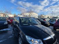 Gebraucht Skoda Octavia Ambiente 105 PS (77 kW) 2011 Schwarz Kombi