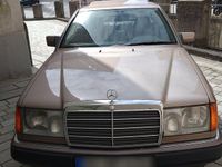 Gebraucht Mercedes E320 220 PS (161 kW) 1994 Andere farben Coupé