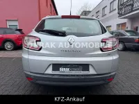 Używany Renault Mégane Expression 106 KM (77 kW) 2012 Szary Sedan/Limuzyna