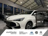 Gebraucht MG MG3 Luxury 194 PS (142 kW) 2024 Weiss Kleinwagen