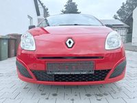 Second-hand Renault Twingo 58 CP (42 kW) 2011 Roșu Hatchback