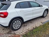 Gebraucht Mercedes GLA200 136 PS (100 kW) 2014 Weiß SUV