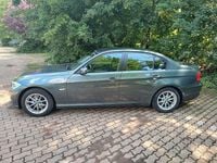 Second-hand BMW 320 170 CP (125 kW) 2010 Gri Berlinǎ