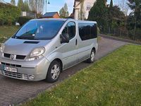 Używany Opel Vivaro 101 KM (74 kW) 2006 Srebrny Minivan