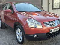 Gebraucht Nissan Qashqai 150 PS (110 kW) 2008 Rot SUV