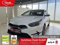Neu Kia Ceed 140 PS (102 kW) 2025 Carraraweiss Kleinwagen