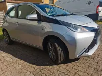 Gebraucht Toyota Aygo 69 PS (50 kW) 2016 Grau Kleinwagen