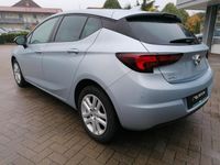 gebraucht Opel Astra 5trg 1.4 Edition WKR/PDC/Navi/Shz/Klimaauto/Assist