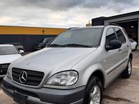 Gebraucht Mercedes ML320 218 PS (160 kW) 1999 Silber SUV