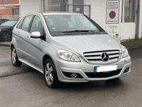 Gebraucht Mercedes B200 140 PS (102 kW) 2010 Polarsilber  metalliclack Van / Kleinbus