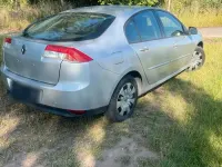 Gebraucht Renault Laguna III 140 PS (102 kW) 2008 Silber Limousine