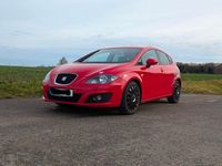 Gebraucht Seat Leon 105 PS (77 kW) 2011 Rot Limousine