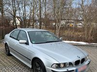 Gebraucht BMW 525 M Sport 192 PS (141 kW) 2001 Silber Limousine
