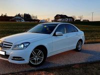 Gebraucht Mercedes C220 Elegance 170 PS (125 kW) 2014 Weiß Limousine