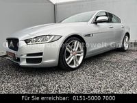 Gebraucht Jaguar XE Prestige 179 PS (131 kW) 2016 Silber Limousine