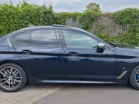 Używany BMW M550 Performance 530 KM (389 kW) 2023 Niebieski Sedan/Limuzyna