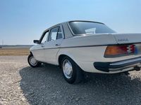 Gebraucht Mercedes 200 1981 Weiß Limousine