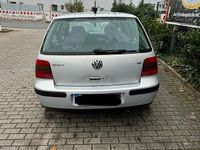 Gebraucht VW Golf IV 105 PS (77 kW) 2000 Silber Limousine