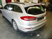 Usado Ford Mondeo 150 CV (110 kW) 2020 Plateado Berlina