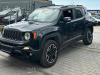 Gebraucht Jeep Renegade Trailhawk 170 PS (125 kW) 2014 Schwarz SUV