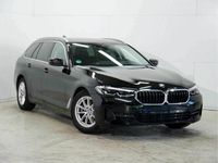 Gebraucht BMW 520 Sport Line 190 PS (139 kW) 2023 Schwarz Kombi