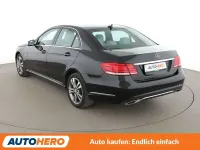 Gebraucht Mercedes E250 Avantgarde 204 PS (150 kW) 2015 Schwarz Limousine