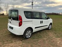 Gebraucht Opel Combo Edition 120 PS (88 kW) 2016 Van / Kleinbus