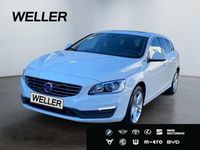 Gebraucht Volvo V60 Momentum 280 PS (205 kW) 2018 Weiss Kombi