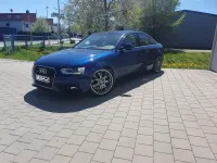 Używany Audi A4 Comfort 450 KM (330 kW) 2012 Niebieski Sedan/Limuzyna