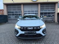 Gebraucht Dacia Jogger Expression 94 PS (69 kW) 2023 Weiß Van / Kleinbus