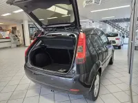 Gebraucht Ford Fiesta 80 PS (58 kW) 2005 Schwarz Kleinwagen