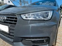 Gebraucht Audi A1 Sportback 125 PS (91 kW) 2014 Grau Kleinwagen