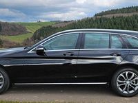 Gebraucht Mercedes C220 Avantgarde 170 PS (125 kW) 2015 Schwarz Kombi