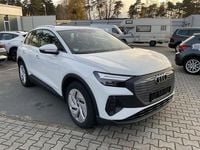 Gebraucht Audi e-tron 150 kW (204 PS) 2022 Gletscherweiß (metallic) SUV