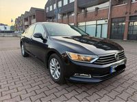 Gebraucht VW Passat 120 PS (88 kW) 2017 Schwarz Limousine