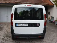 Gebraucht Fiat Doblò 95 PS (69 kW) 2018 Weiß Van / Kleinbus